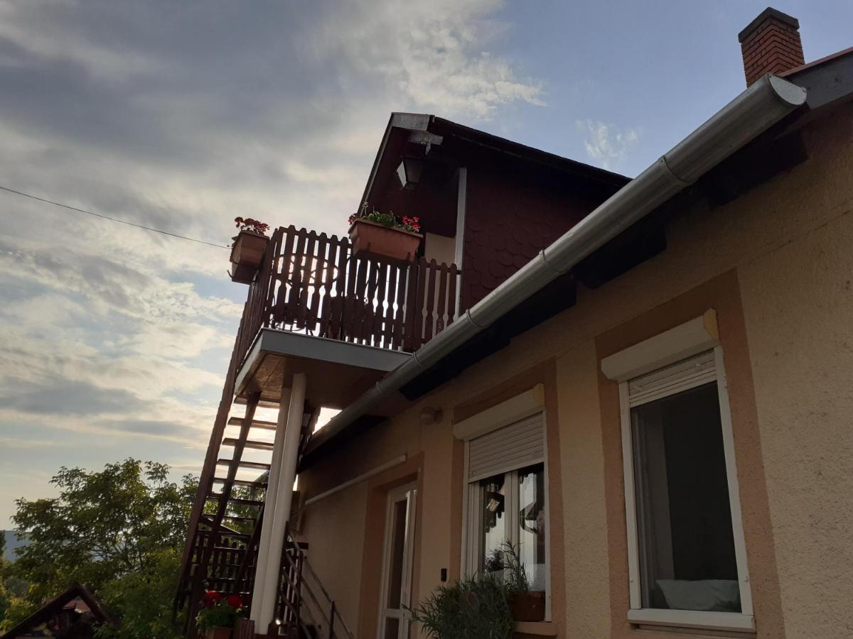Miklai Haz Apartment Szigliget Exterior photo