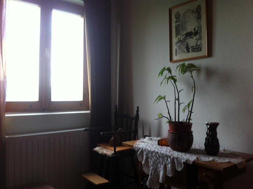 Miklai Haz Apartment Szigliget Room photo