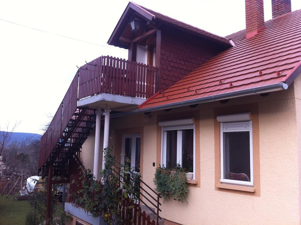 Miklai Haz Apartment Szigliget Exterior photo
